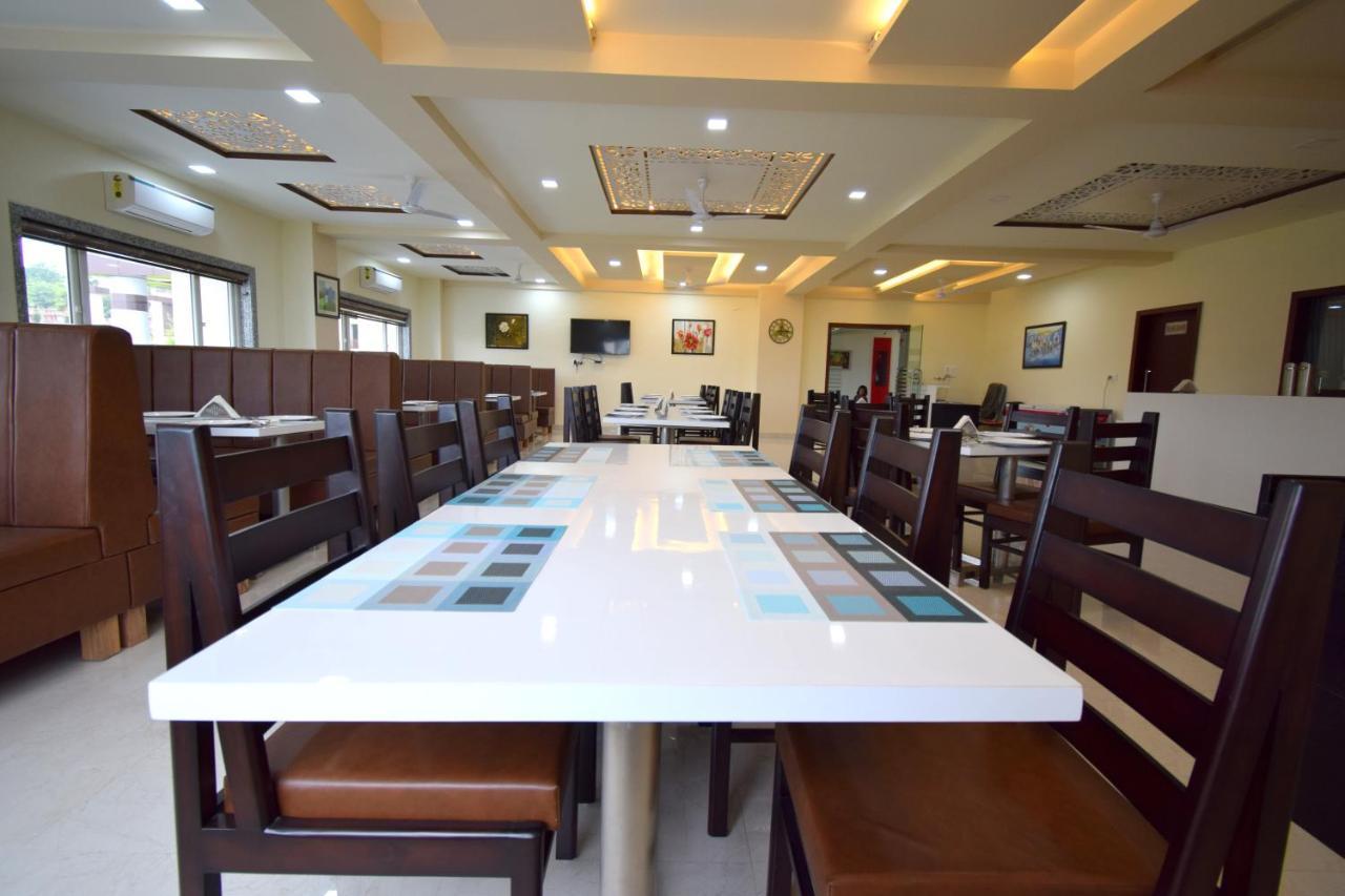 Nāthdwāra The Sky Imperial- Hotel Gopal Darshan מראה חיצוני תמונה