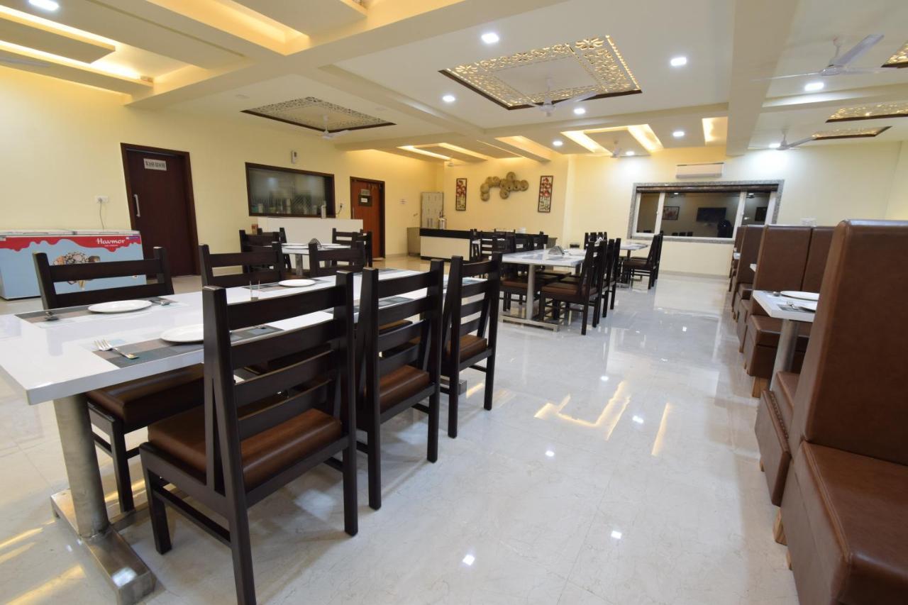 Nāthdwāra The Sky Imperial- Hotel Gopal Darshan מראה חיצוני תמונה