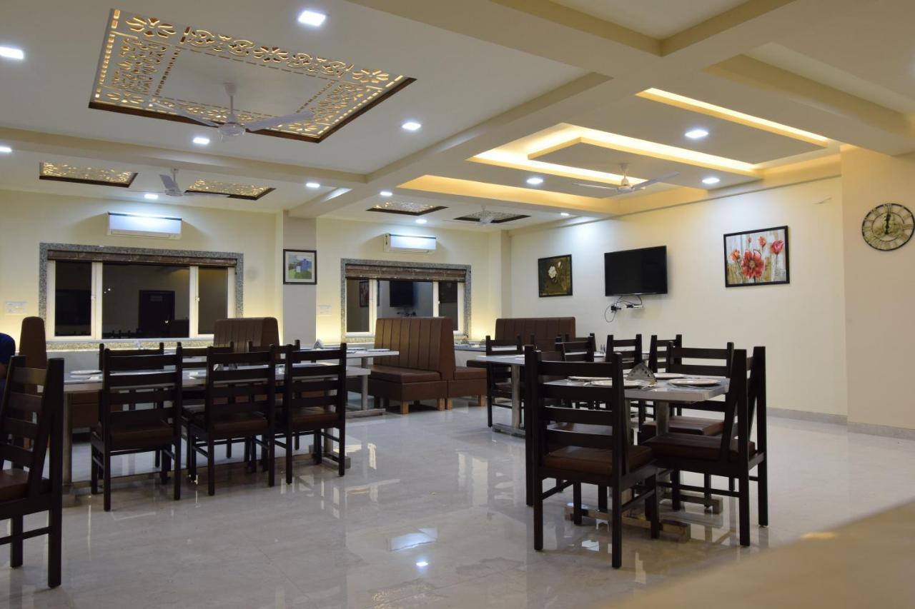 Nāthdwāra The Sky Imperial- Hotel Gopal Darshan מראה חיצוני תמונה